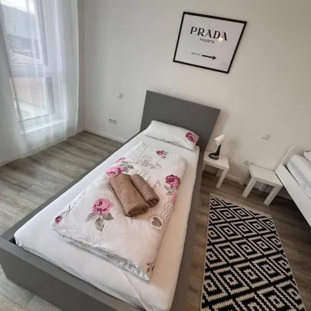 Nur 9 Min Zu Fuss Ins Zentrum I Balkon I Netflix